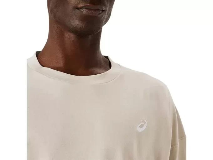 ASICS SPIRAL RELAX BRODERET T-SHIRT ASICS SPIRAL RELAX BRODERET T-SHIRT