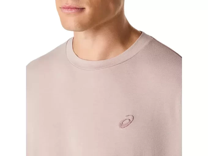 ASICS SPIRAL RELAX BRODERET T-SHIRT