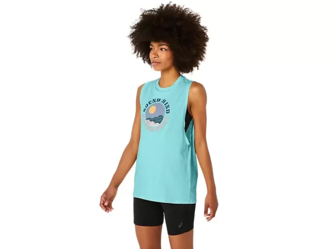 DAME ASICS SUN IN THE SKY SLOGAN MUSCLE T-SHIRT