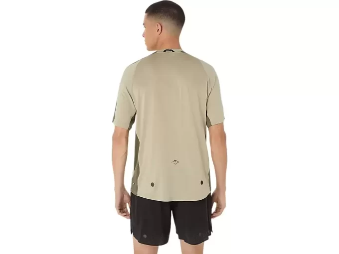 FUJITRAIL ELITE KORTÆRMET TOP FUJITRAIL ELITE KORTÆRMET TOP