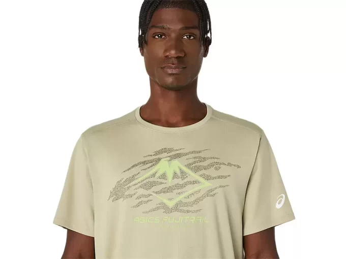 FUJITRAIL LOGO TOP MED KORTE ÆRMER FUJITRAIL LOGO TOP MED KORTE ÆRMER
