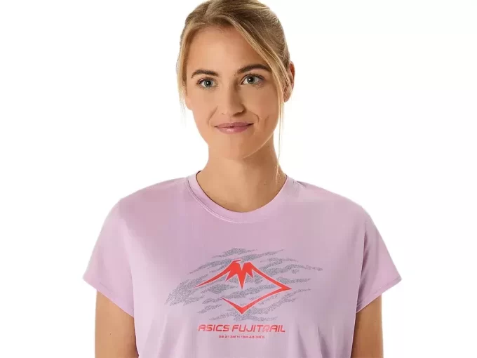 FUJITRAIL LOGO TOP MED KORTE ÆRMER FUJITRAIL LOGO TOP MED KORTE ÆRMER