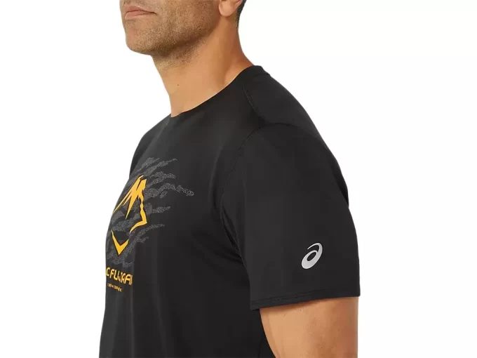 FUJITRAIL LOGO TOP MED KORTE ÆRMER FUJITRAIL LOGO TOP MED KORTE ÆRMER
