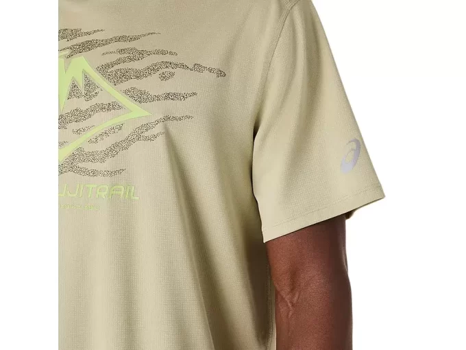 FUJITRAIL LOGO TOP MED KORTE ÆRMER FUJITRAIL LOGO TOP MED KORTE ÆRMER