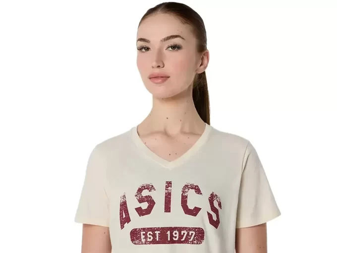 KORTE ÆRMER T-SHIRT MED V-HALS TIL DAMER, EST. 1977 KORTE ÆRMER T-SHIRT MED V-HALS TIL DAMER, EST. 1977