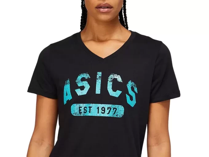 KORTE ÆRMER T-SHIRT MED V-HALS TIL DAMER, EST. 1977 KORTE ÆRMER T-SHIRT MED V-HALS TIL DAMER, EST. 1977