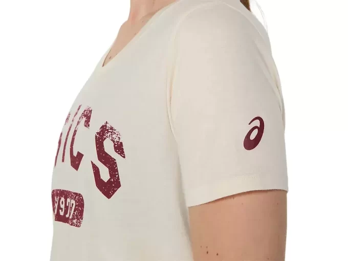 KORTE ÆRMER T-SHIRT MED V-HALS TIL DAMER, EST. 1977 KORTE ÆRMER T-SHIRT MED V-HALS TIL DAMER, EST. 1977