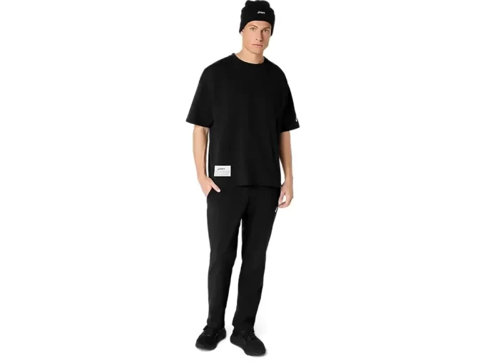 KRAFTIGT AFSLAPPET T-SHIRT MED LOMMER KRAFTIGT AFSLAPPET T-SHIRT MED LOMMER