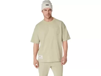KRAFTIGT AFSLAPPET T-SHIRT MED LOMMER