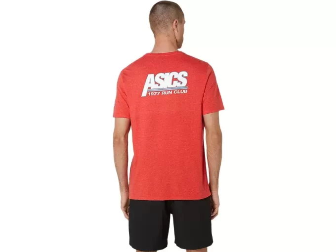 UNISEX ASICS SMSB 1977 RUN CLUB KORTÆRMET T-SHIRT UNISEX ASICS SMSB 1977 RUN CLUB KORTÆRMET T-SHIRT