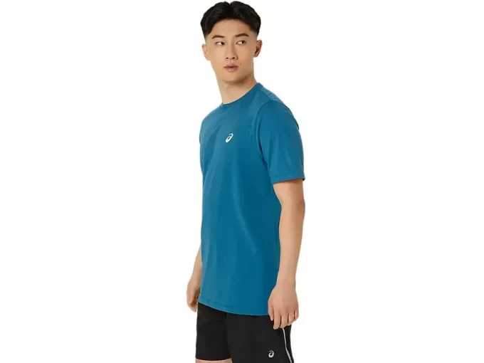 UNISEX ASICS T-SHIRT MED DAISY-PRINT PÅ BAGSIDEN OG KORTÆRMET UNISEX ASICS T-SHIRT MED DAISY-PRINT PÅ BAGSIDEN OG KORTÆRMET